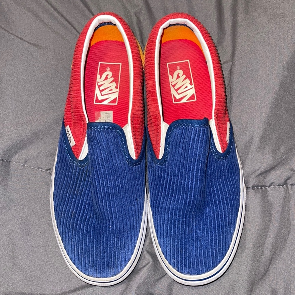 New Vans! Womens 8.5. Mens 7.